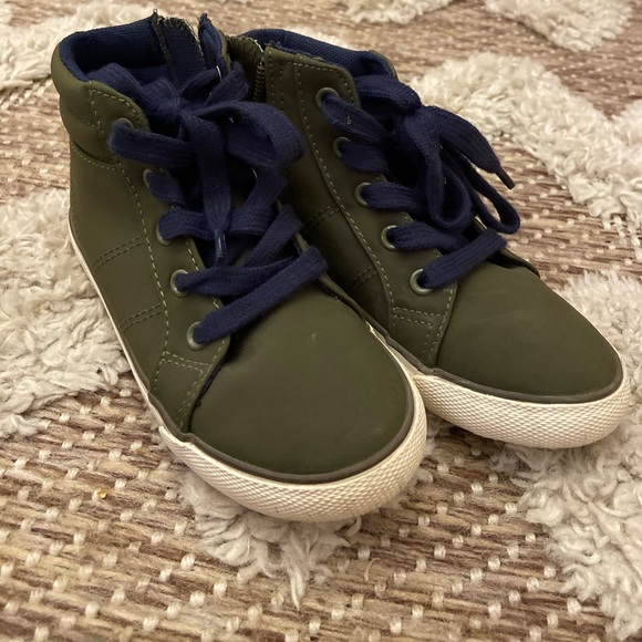 Cat & Jack Other - Cat & Jack boots